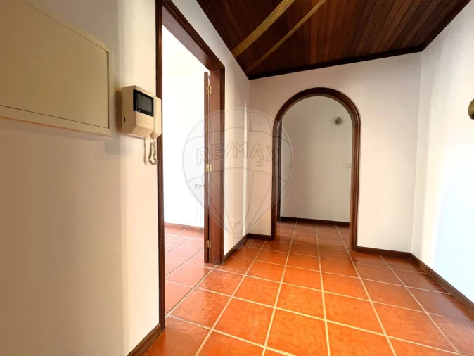 Apartamento T2 para Arrendamento em Glória e Vera Cruz Foto 6