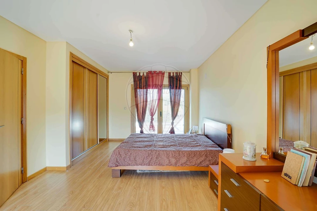 Moradia T3 para Venda em Vila Franca de Xira Foto 9