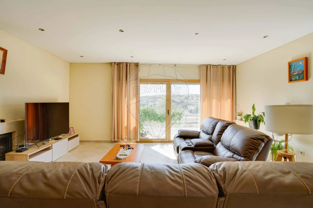 Moradia T3 para Venda em Vila Franca de Xira Foto 4