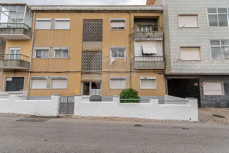 Apartamento T3 para Venda em Vialonga Foto 17