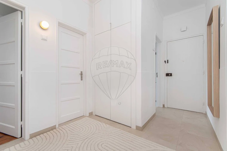 Apartamento T3 para Venda em Vialonga Foto 2