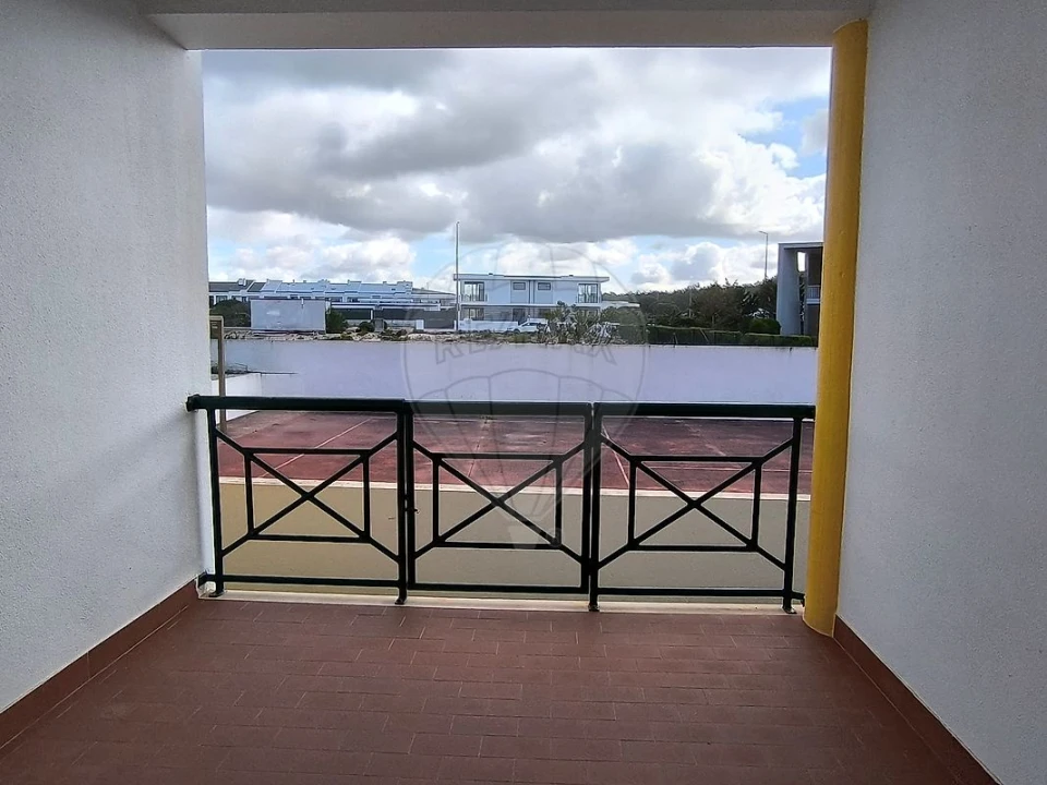 Apartamento T2 para Venda em Pataias e Martingança Foto 17