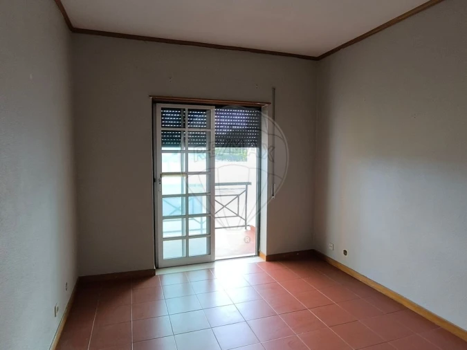Apartamento T2 para Venda em Pataias e Martingança Foto 6