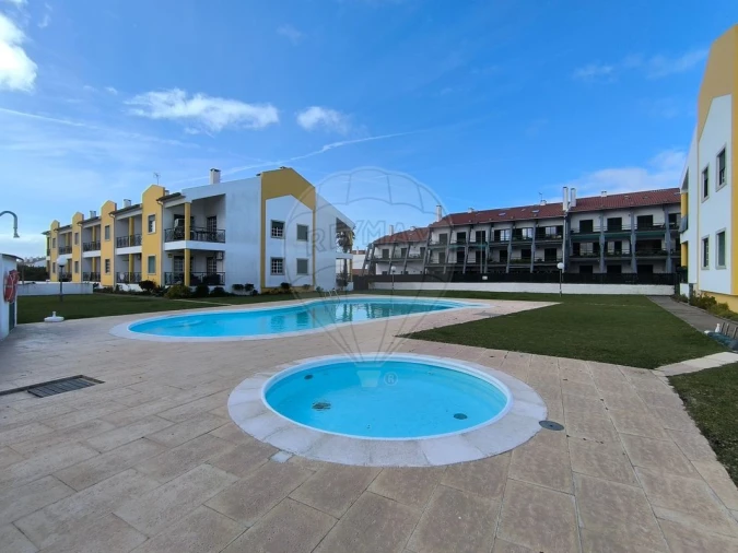 Apartamento T2 para Venda em Pataias e Martingança Foto 25