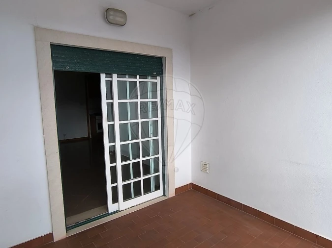 Apartamento T2 para Venda em Pataias e Martingança Foto 18