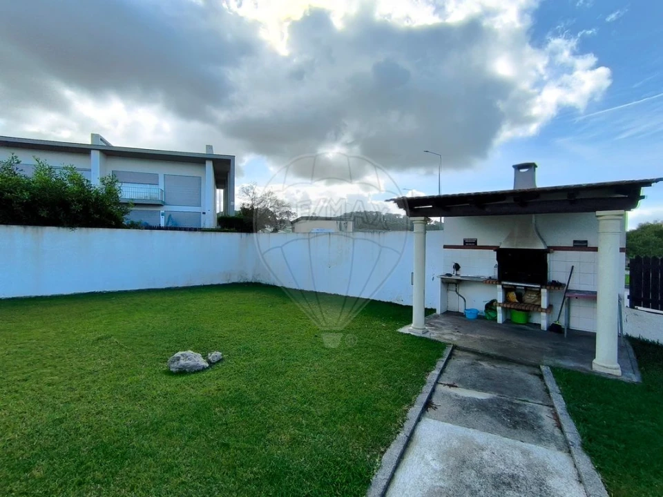 Apartamento T2 para Venda em Pataias e Martingança Foto 31