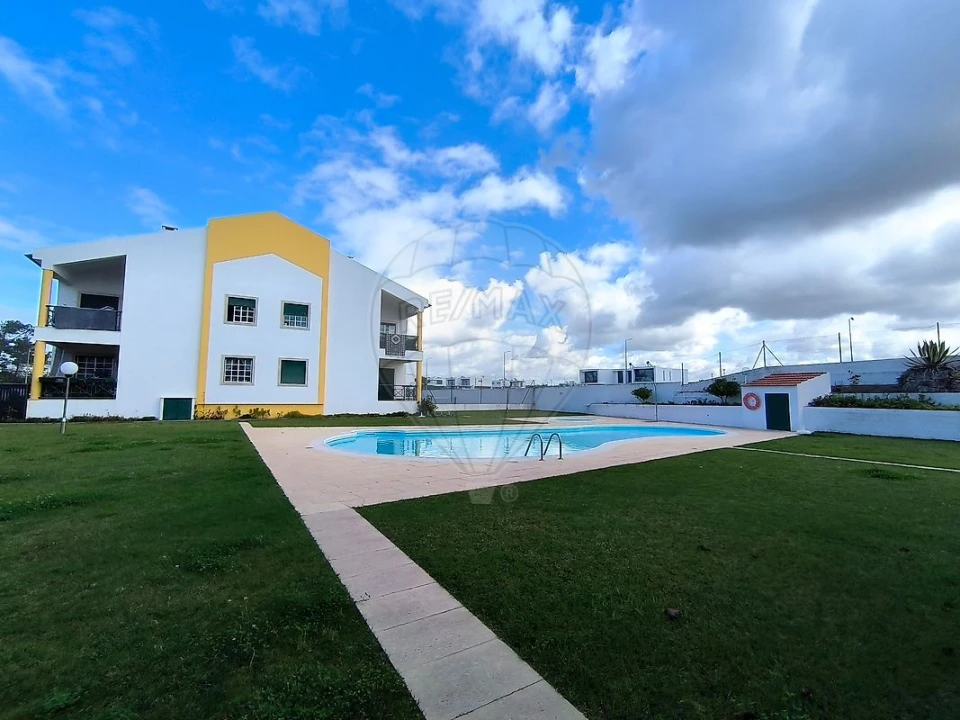 Apartamento T2 para Venda em Pataias e Martingança Foto 20