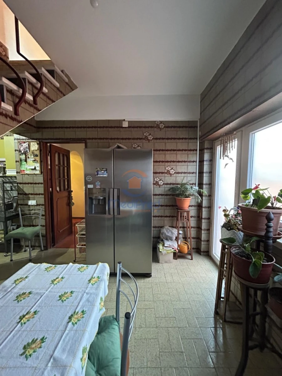 Moradia T5 para Venda em Loures Foto 12