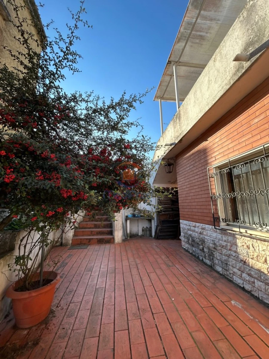 Moradia T5 para Venda em Loures Foto 26