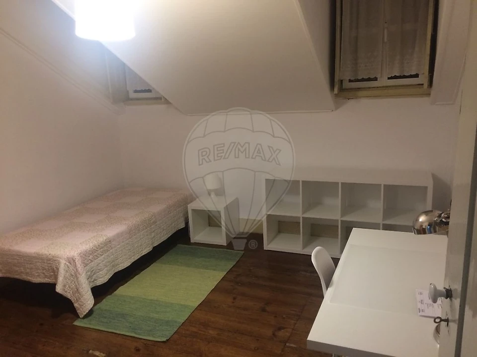 Prédio para Venda em Sé Nova, Santa Cruz, Almedina e São Bartolomeu Foto 18