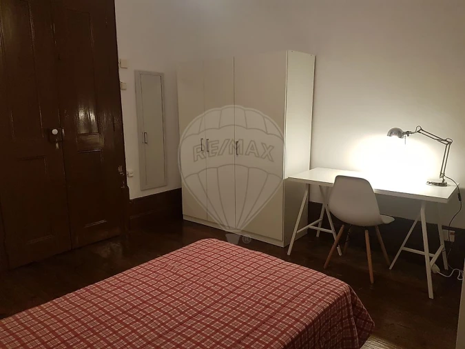 Prédio para Venda em Sé Nova, Santa Cruz, Almedina e São Bartolomeu Foto 16