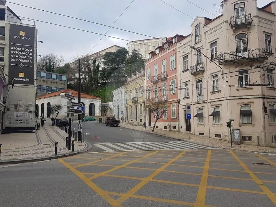 Prédio para Venda em Sé Nova, Santa Cruz, Almedina e São Bartolomeu Foto 4