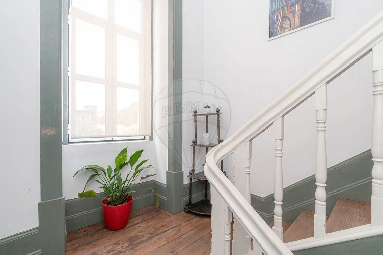 Prédio para Venda em Sé Nova, Santa Cruz, Almedina e São Bartolomeu Foto 32