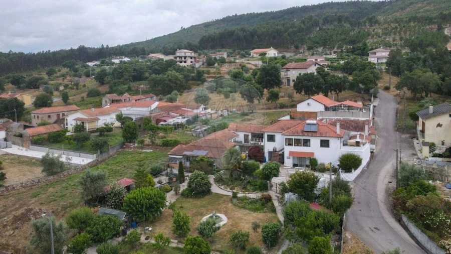 Moradia T3 para Venda em São Miguel de Poiares Foto 49