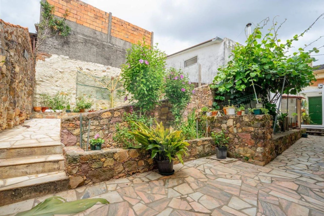 Moradia T3 para Venda em São Miguel de Poiares Foto 28