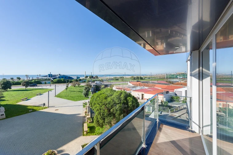 Apartamento T3 para Venda em Espinho Foto 7