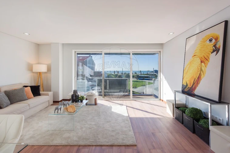 Apartamento T3 para Venda em Espinho Foto 1