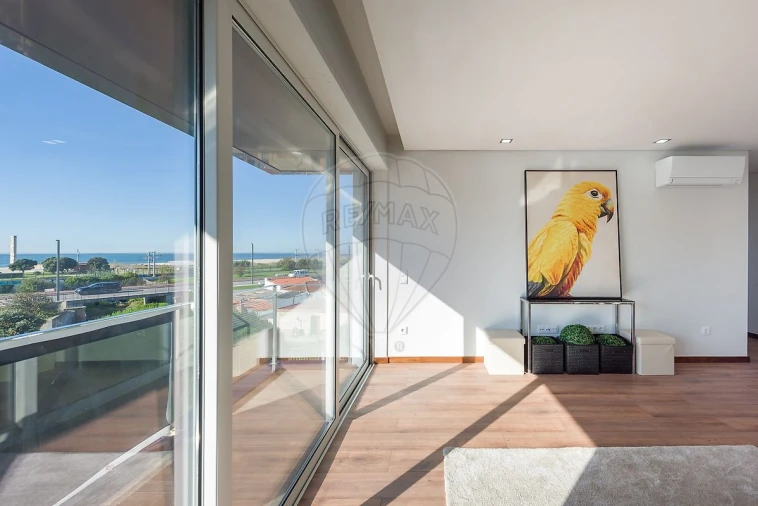 Apartamento T3 para Venda em Espinho Foto 6