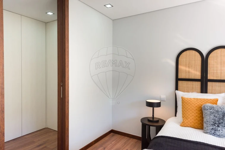 Apartamento T3 para Venda em Espinho Foto 23