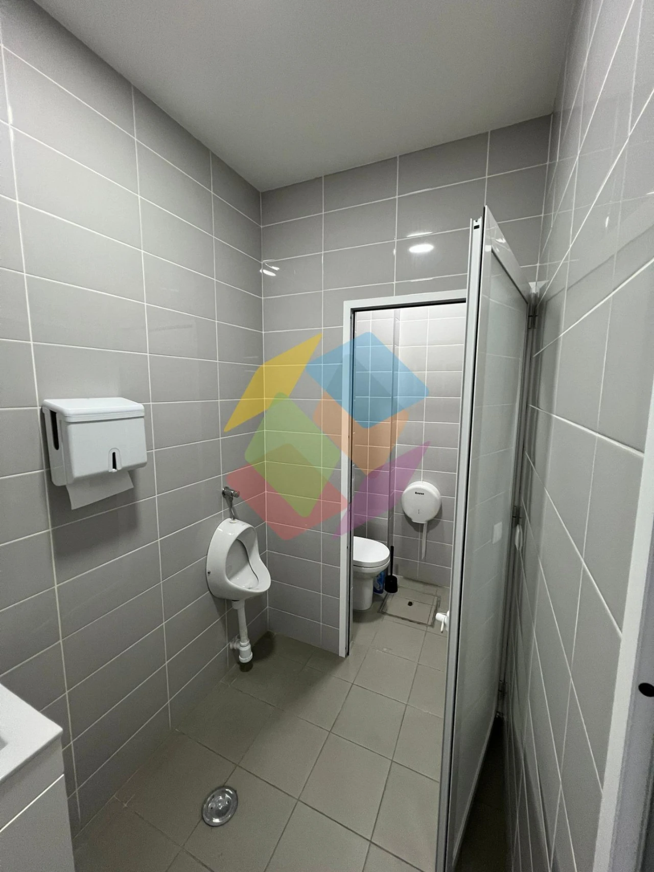 Armazém para Venda em Santa Maria da Feira, Travanca, Sanfins e Espargo Foto 19