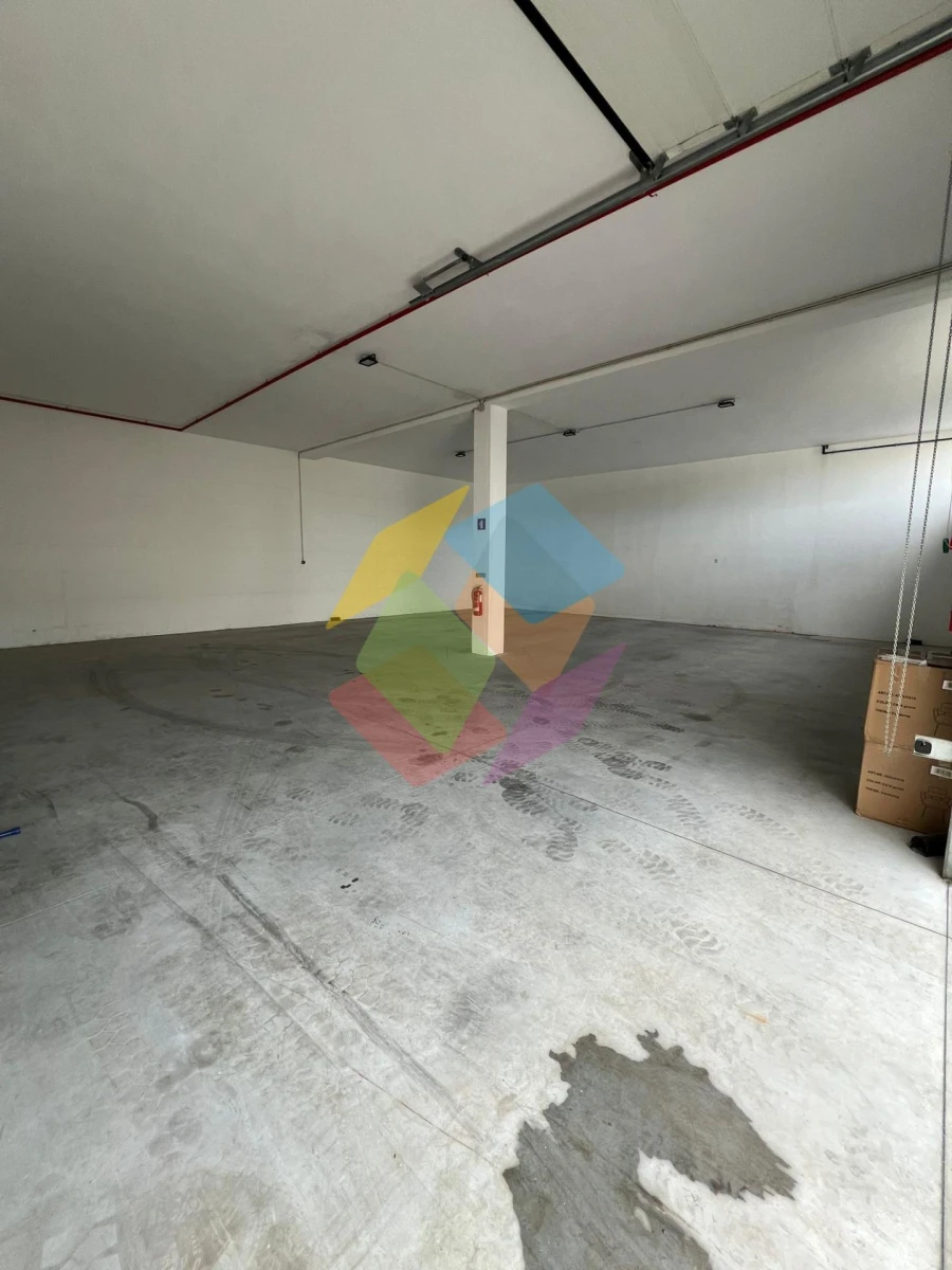 Armazém para Venda em Santa Maria da Feira, Travanca, Sanfins e Espargo Foto 23