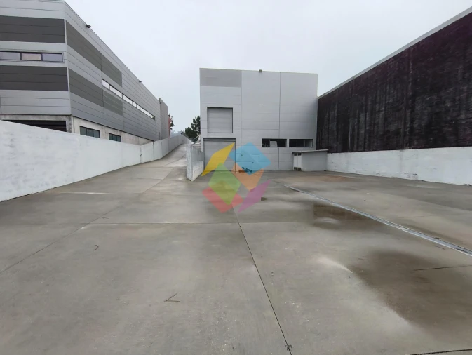 Armazém para Venda em Santa Maria da Feira, Travanca, Sanfins e Espargo Foto 5