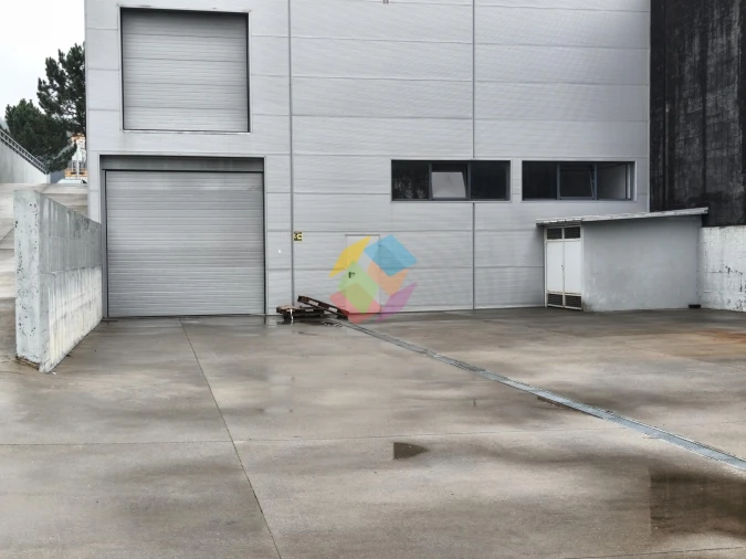 Armazém para Venda em Santa Maria da Feira, Travanca, Sanfins e Espargo Foto 6