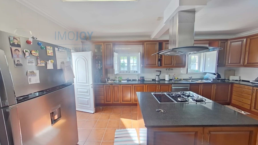 Moradia T7 para Venda em Atalaia e Alto Estanqueiro-Jardia Foto 16