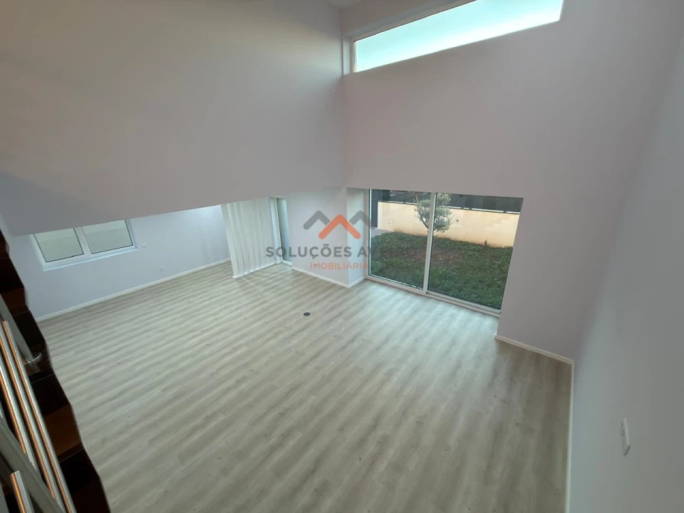 Moradia T4 para Venda em Aradas Foto 22