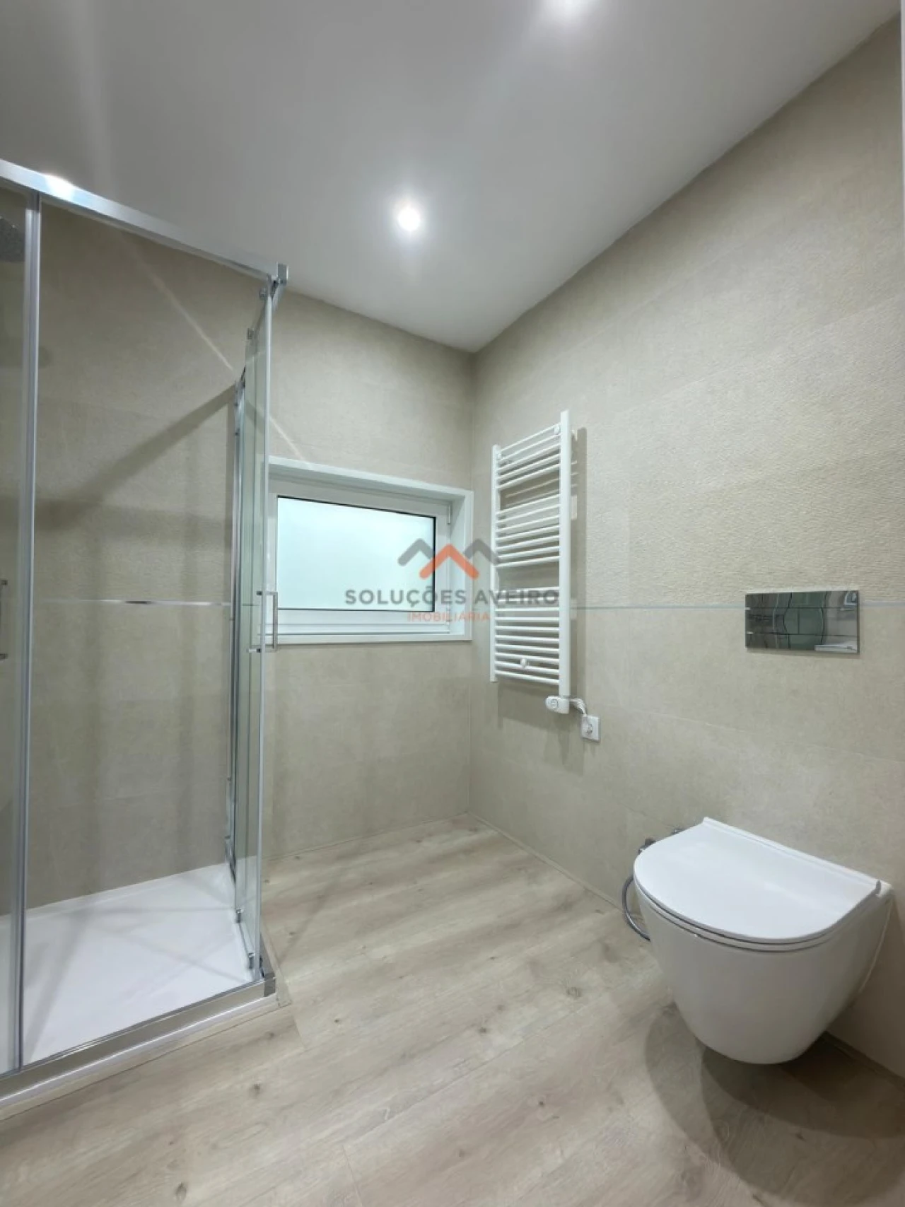 Moradia T4 para Venda em Aradas Foto 27