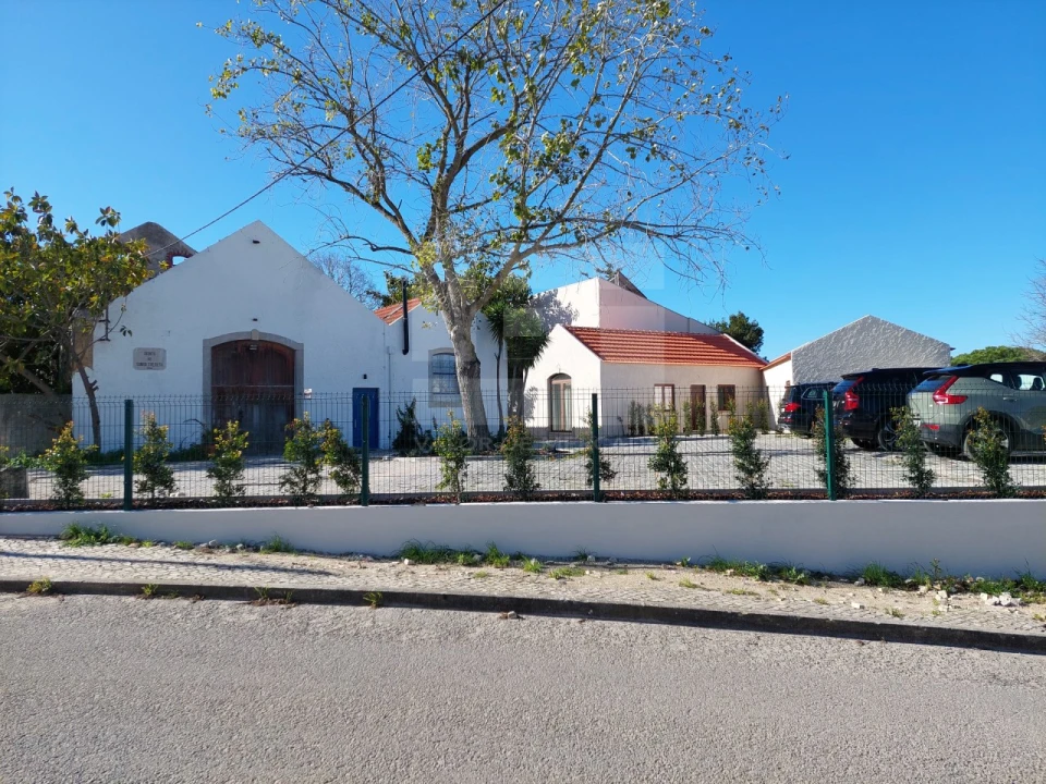 Apartamento T2 para Venda em Charneca de Caparica e Sobreda Foto 22