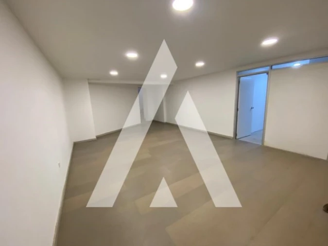 Loja para Venda em Aradas Foto 10