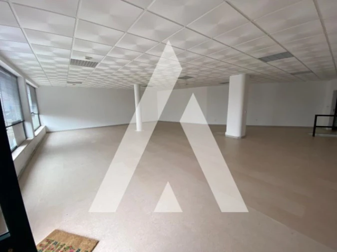 Loja para Venda em Aradas Foto 17