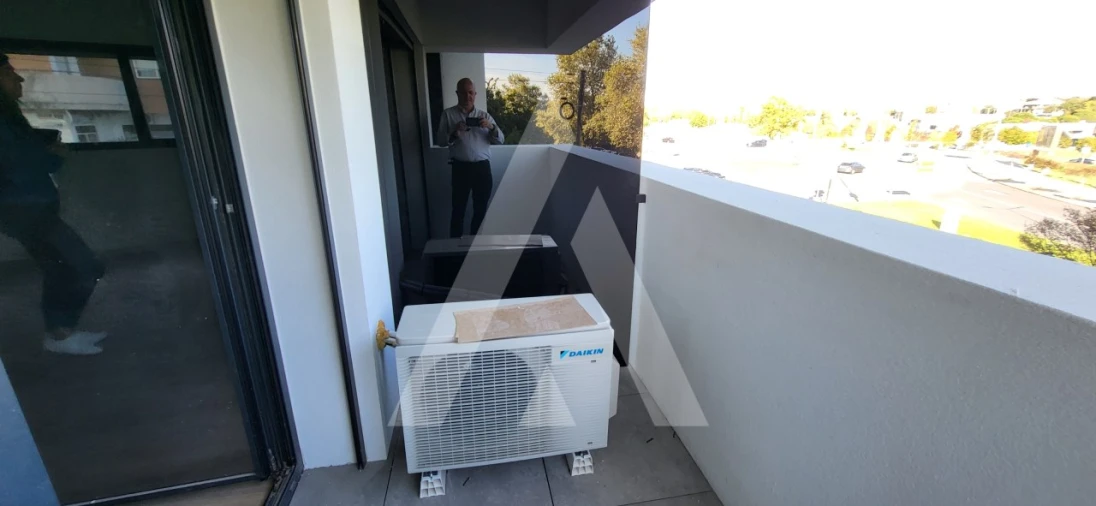 Apartamento T1 para Venda em Repeses e São Salvador Foto 9