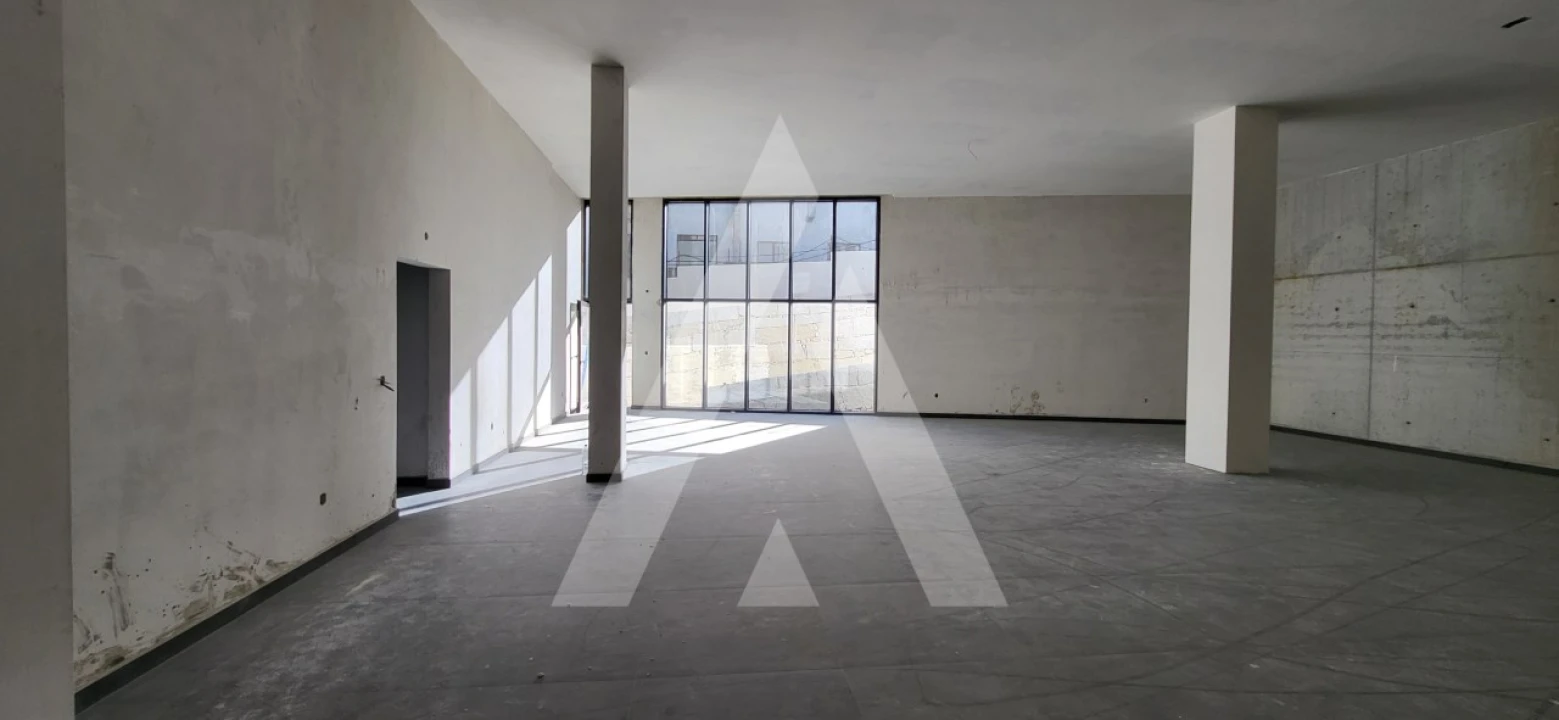 Loja para Venda em Repeses e São Salvador Foto 4