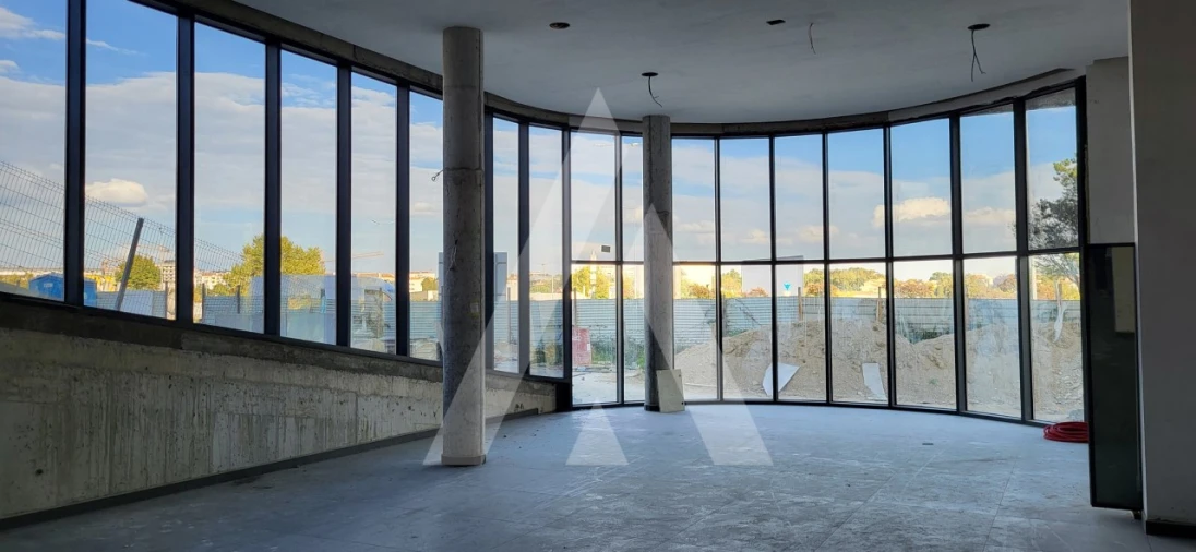 Loja para Venda em Repeses e São Salvador Foto 3