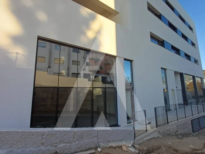 Loja para Venda em Repeses e São Salvador Foto 9