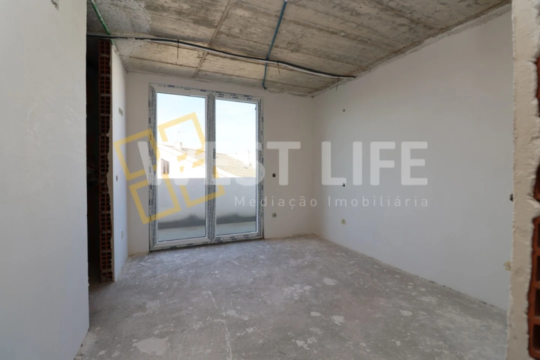 Apartamento T4 para Venda em Lourinhã e Atalaia Foto 23