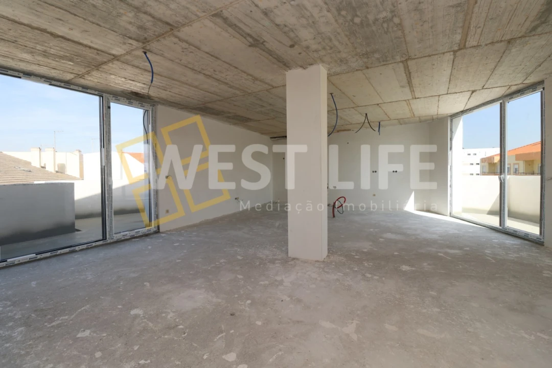 Apartamento T4 para Venda em Lourinhã e Atalaia Foto 14
