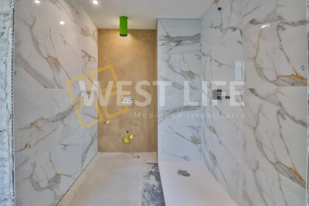 Apartamento T4 para Venda em Lourinhã e Atalaia Foto 13