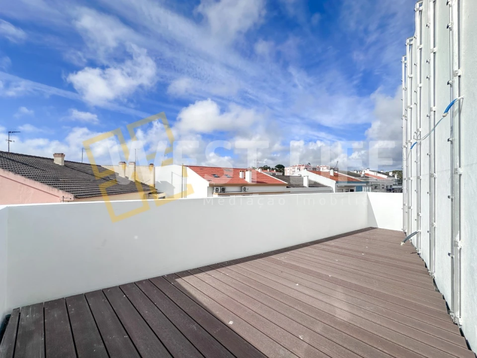 Apartamento T4 para Venda em Lourinhã e Atalaia Foto 24