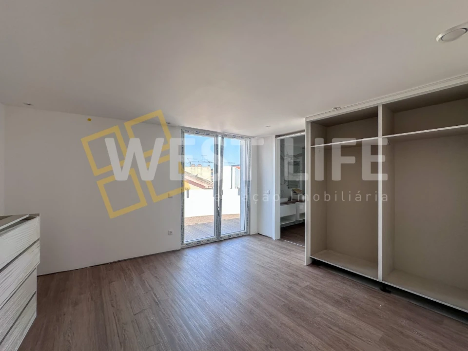 Apartamento T4 para Venda em Lourinhã e Atalaia Foto 13
