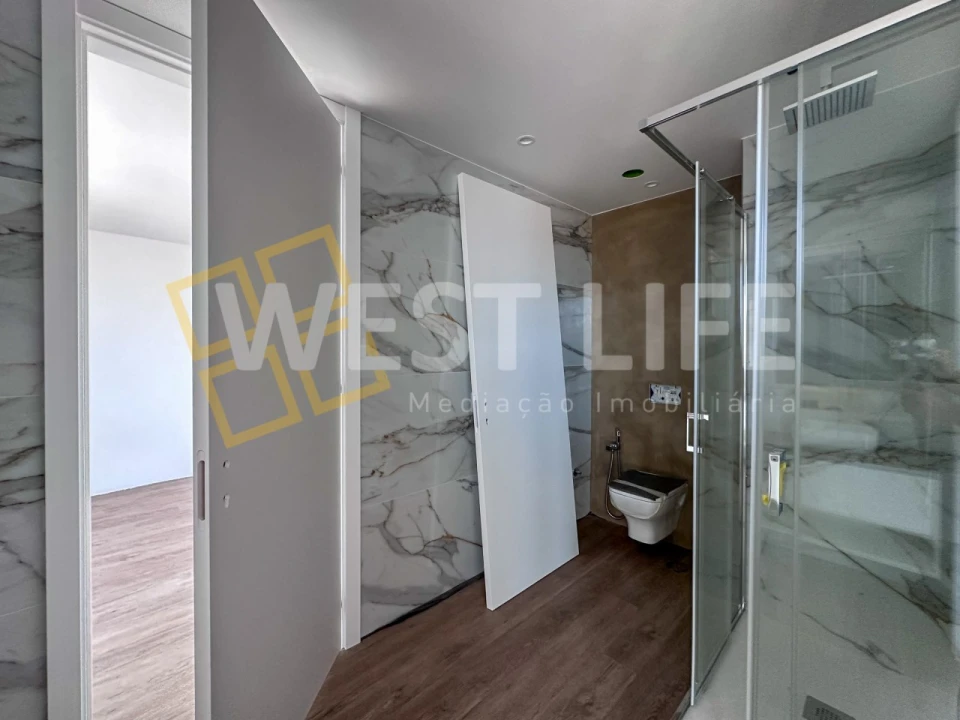 Apartamento T4 para Venda em Lourinhã e Atalaia Foto 15