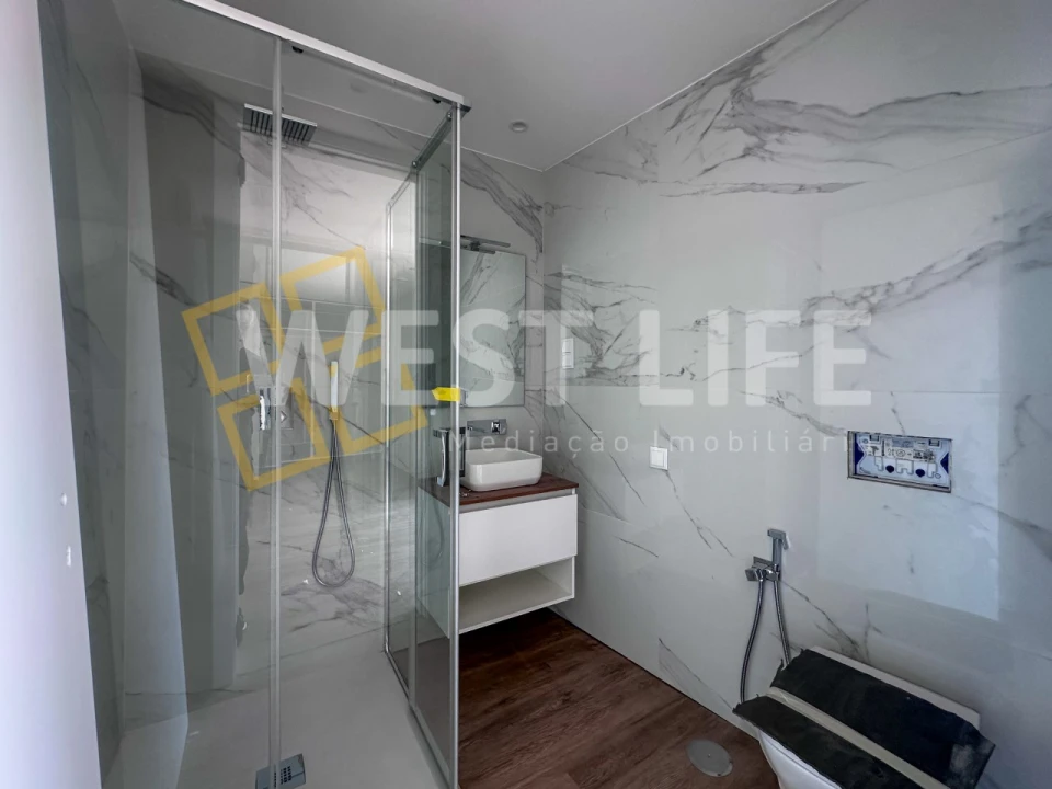 Apartamento T4 para Venda em Lourinhã e Atalaia Foto 18