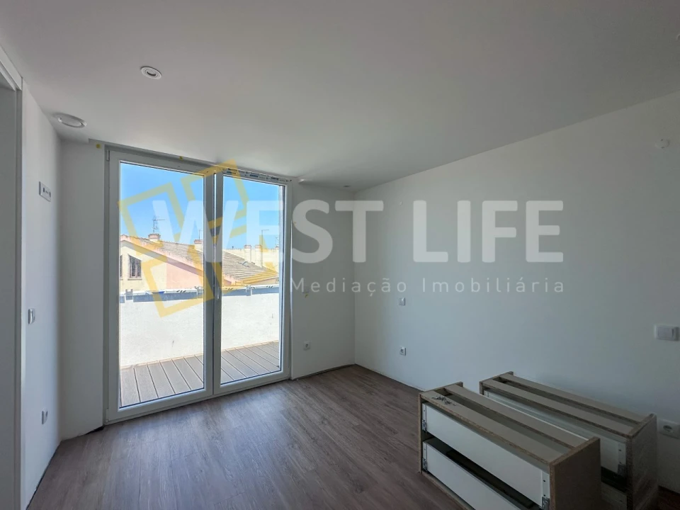 Apartamento T4 para Venda em Lourinhã e Atalaia Foto 19
