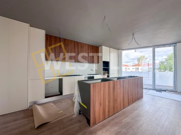 Apartamento T4 para Venda em Lourinhã e Atalaia