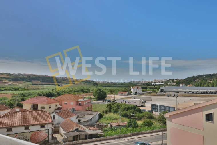 Apartamento T4 para Venda em Lourinhã e Atalaia Foto 11