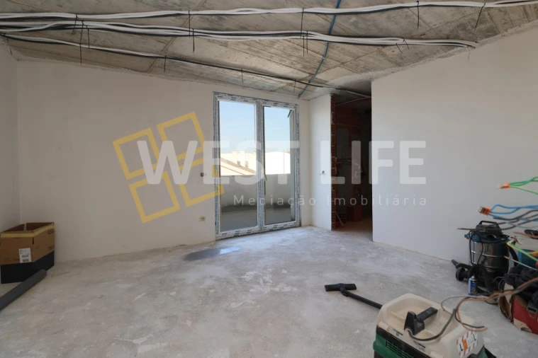 Apartamento T4 para Venda em Lourinhã e Atalaia Foto 20