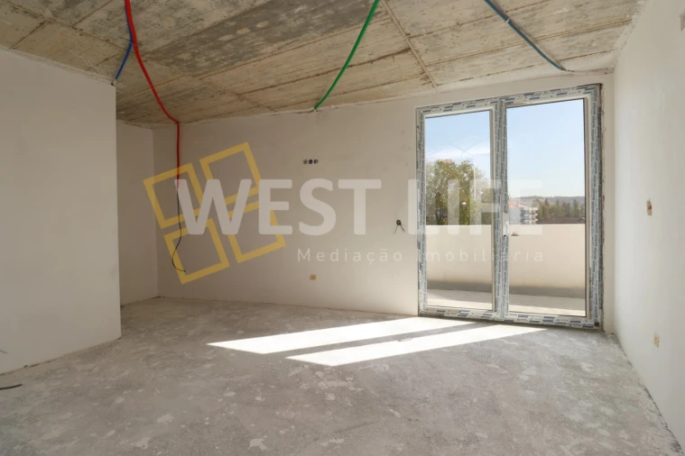 Apartamento T4 para Venda em Lourinhã e Atalaia Foto 16