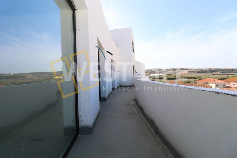 Apartamento T4 para Venda em Lourinhã e Atalaia Foto 24